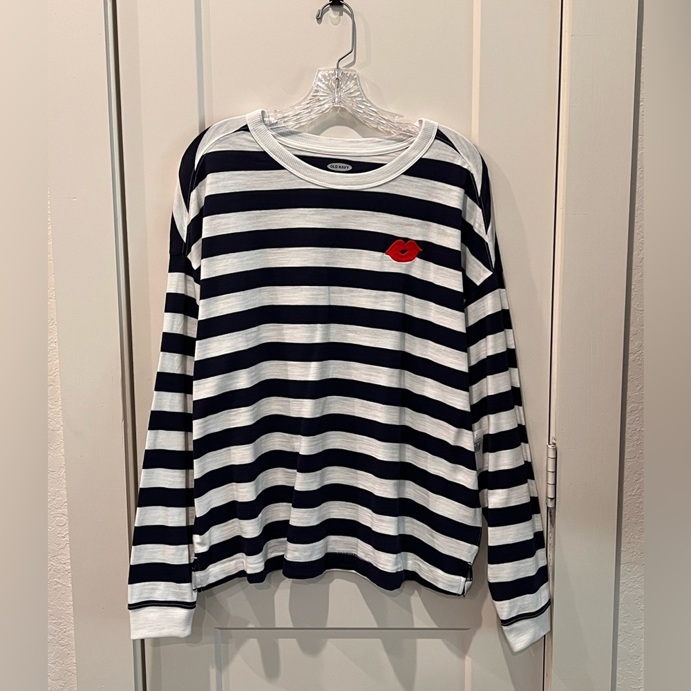 Old Navy Blue and White Striped Long Sleeve Tee